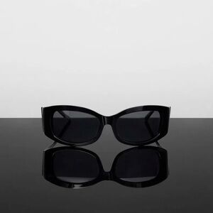 Mango Black Sunglasses Sleek Wrap-Around Design